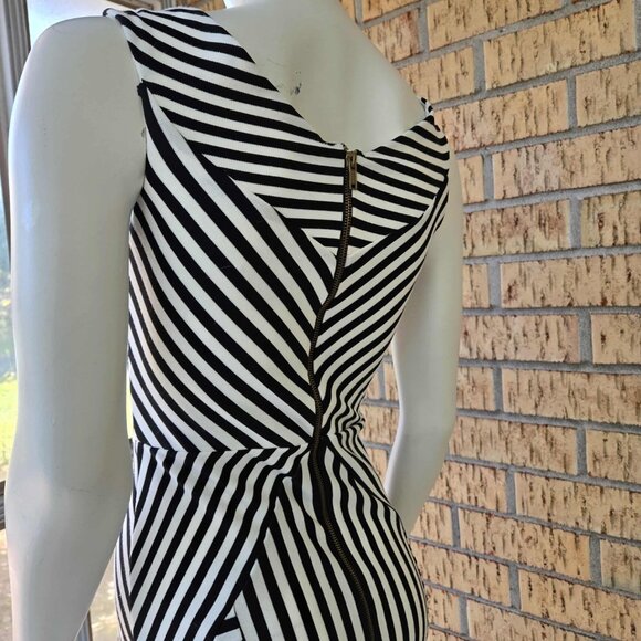 asos dress size 6 us - Picture 3 of 3